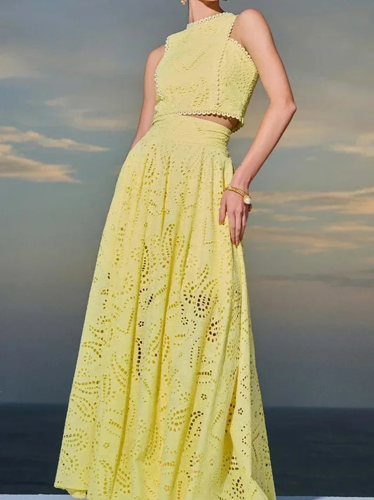 Elegant Hollow-Out Two-Piece Summer Set – Sleeveless Crop Top & High-Waist Maxi Skirt